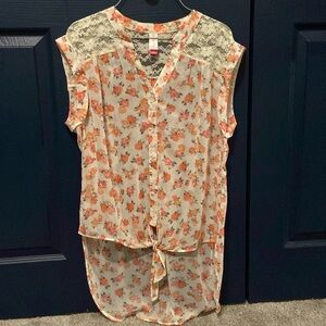 No Boundaries Floral Top